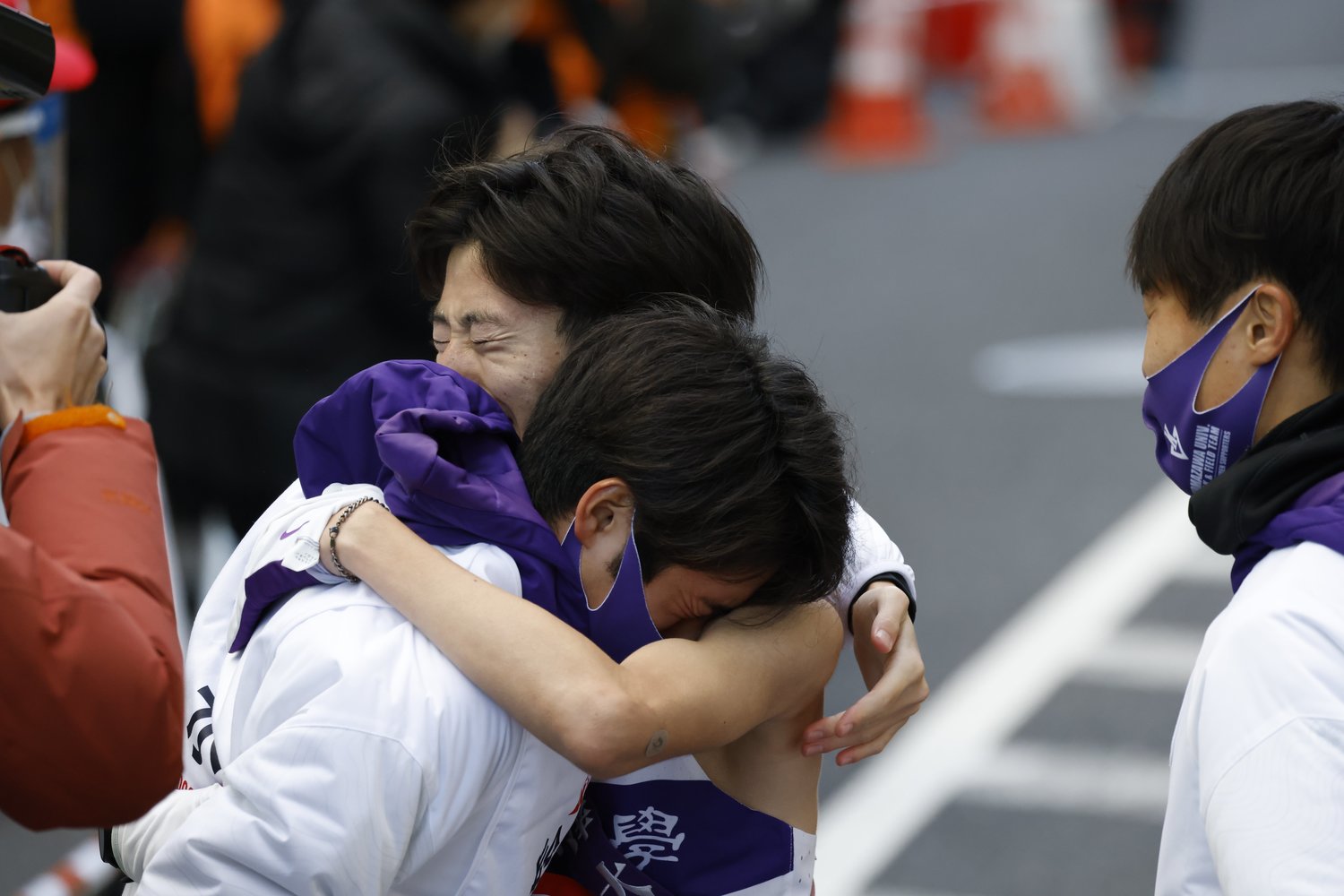 総合優勝を果たした駒澤大　(C)JMPA