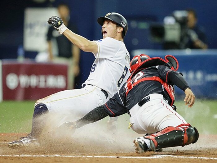 後藤駿太が二軍で長く過ごした1年。「まだ戦力外通告は受けていない」＜Number Web＞ photograph by Kyodo News