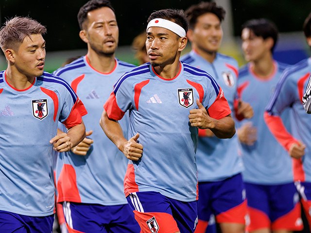  Originals サッカー日本代表 長友佑都選手 美品XL 貴重 W杯に足元をすくわれる」失敗は繰り返すな…長友佑都が明かす日本代表