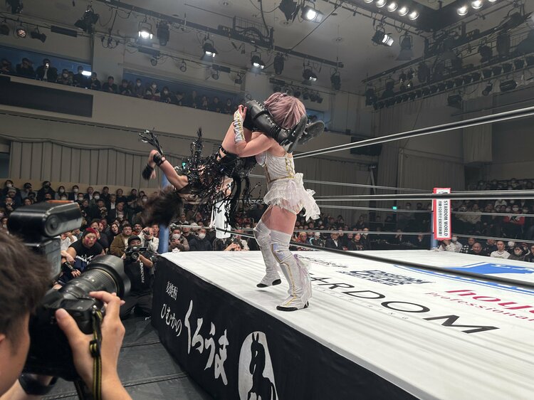 鬼レンチャン』で話題を集めた上谷沙弥が告白「300m走の練習の時から