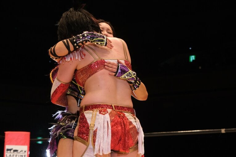 「日本スタイルも出し切った」イヨ・スカイが“WWEでは使えない大技”を…林下詩美が女子プロレス新団体で叶えた夢「今日は紫雷イオが見れた」(80)