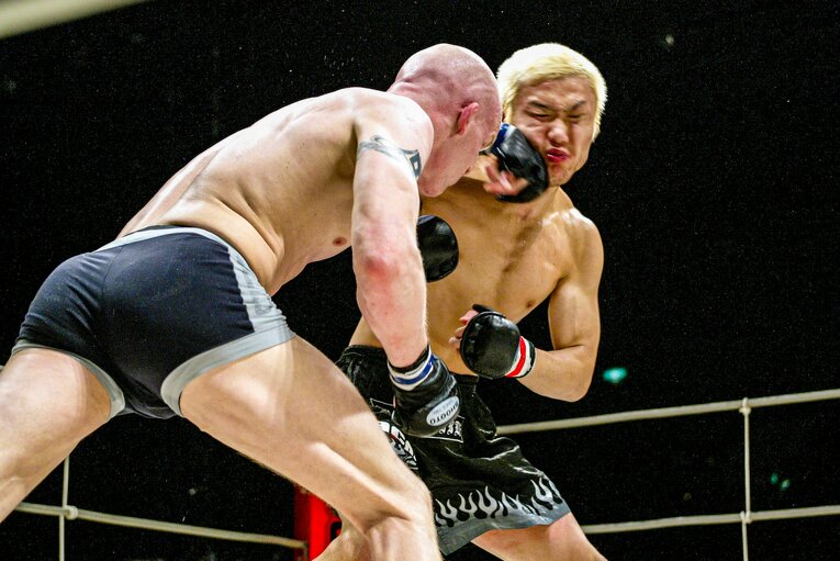 五味をはじめ、多くの日本人強豪ファイターと戦ったハンセン。北欧ノルウェー出身で大のデスメタル好きとしても知られている