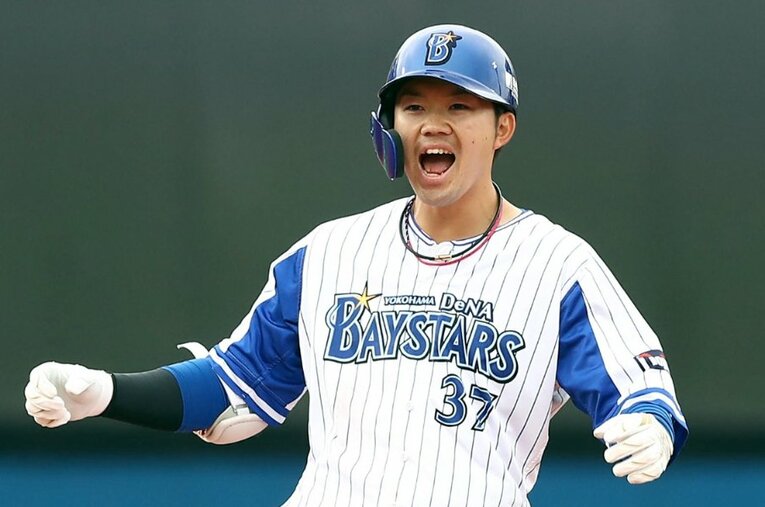 ベイスターズの切り札、楠本泰史。「レギュラー取り」を誓った今シーズンは、開幕からスタメンに抜擢され主に2番を任されている ／ photograph by Sankei Shimbun