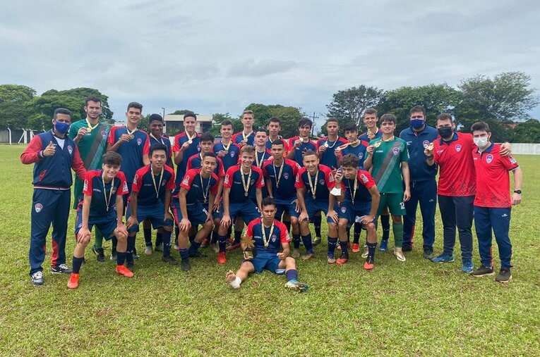 三都主はブラジルで育成に携わっている ※三都主サッカーアカデミー提供