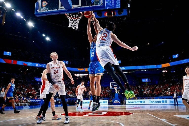 攻守に活躍を見せチーム2番目の21得点を挙げた渡邊雄太　©︎FIBA