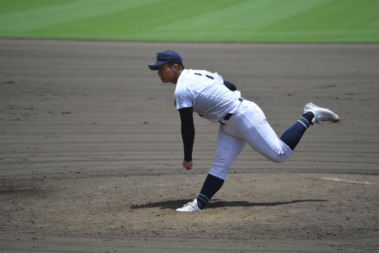 末吉良丞の投球フォーム（6枚目／全6枚）©Takarin Matsunaga