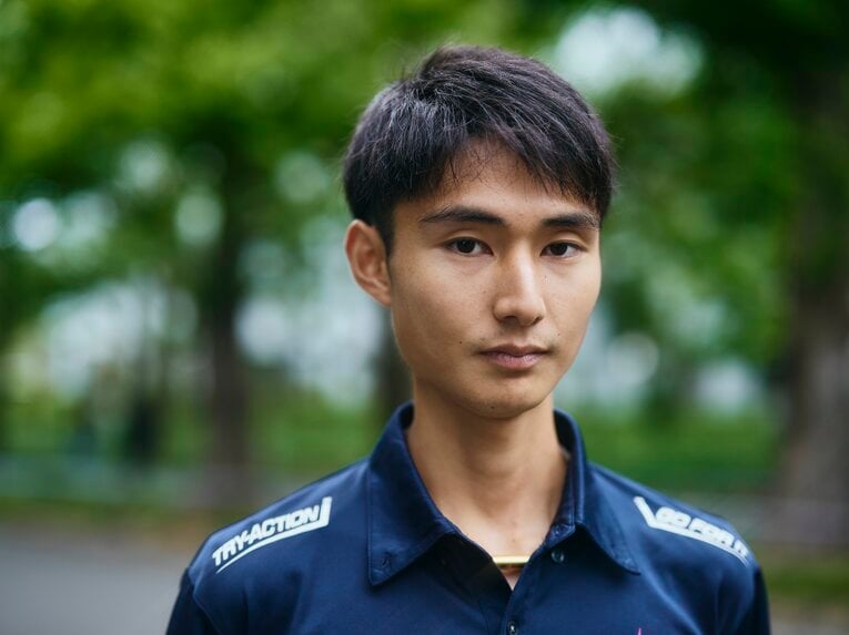 寮長を務める鳥塚（4年）は膝の故障で現役を引退。チームのために細やかに気を配っている　©Yuki Suenaga