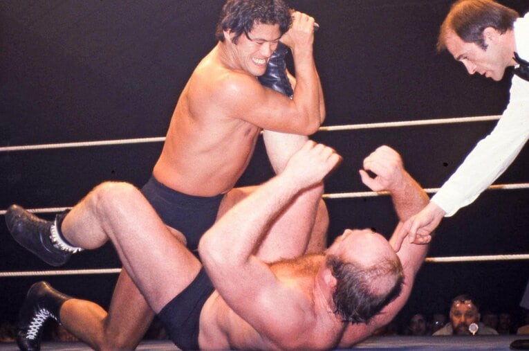 1978年に行われ「シュツットガルトの惨劇」と呼ばれた一戦、アントニオ猪木vsローラン・ボックとは何だったのか？ ／ photograph by 東京スポーツ新聞社