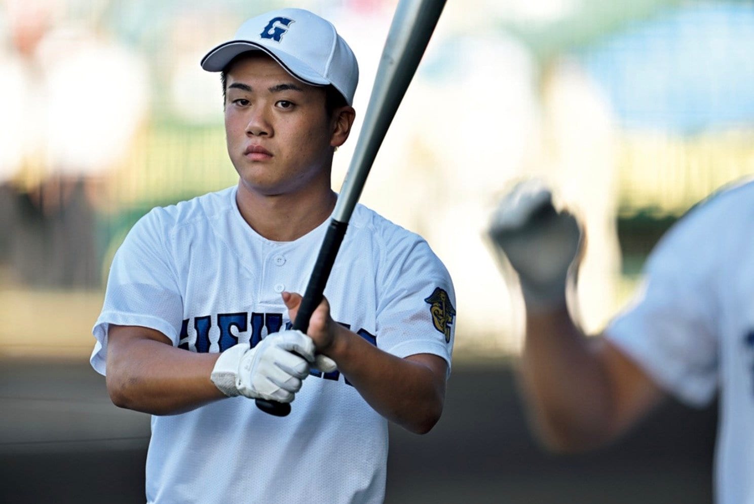 ライト守備時には捕球してからグラブを一瞬で持ち替えて送球する技術も話題になった横山　©Hideki Sugiyama