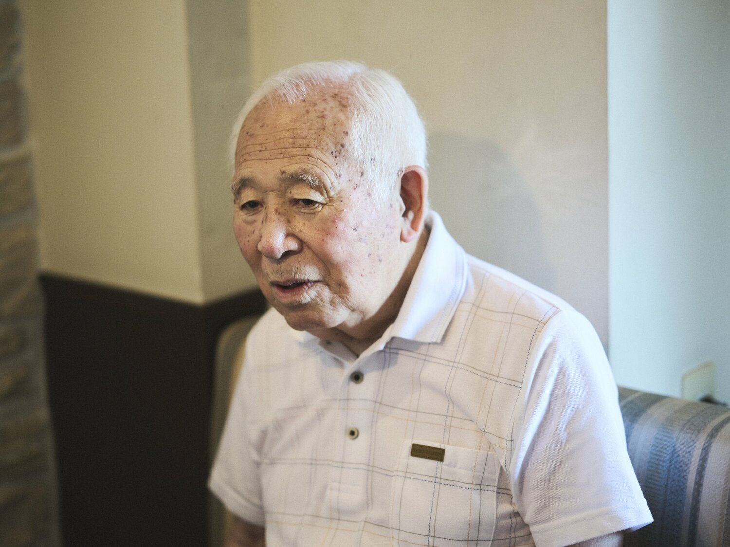 近所で行きつけのベーカリーレストラン「MARUKO」で話を聞かせてくれた古沼さん。実は監督を辞めた後、パン職人になろうと考えたほどのパン好き　©Yuki Suenaga