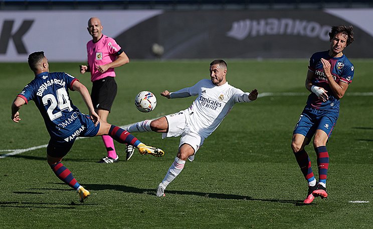 392日ぶりとなるゴールを決めたアザール。マドリーの大勝の中で光った©Getty Images