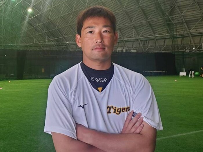 阪神の守護神・岩崎優が明かす日本シリーズ「大逆転劇のブルペンで起きていたこと」32歳が貫く“鉄仮面”の流儀「スイッチが5段階あるなら…」＜Number Web＞ photograph by Shunsaku Sakai