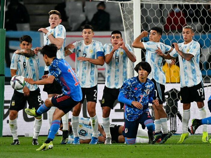 “金メダル候補”アルゼンチンにリベンジ狙う東京五輪世代　久保や三笘の出場・起用位置は？【第2戦布陣は可変型か】＜Number Web＞ photograph by JMPA