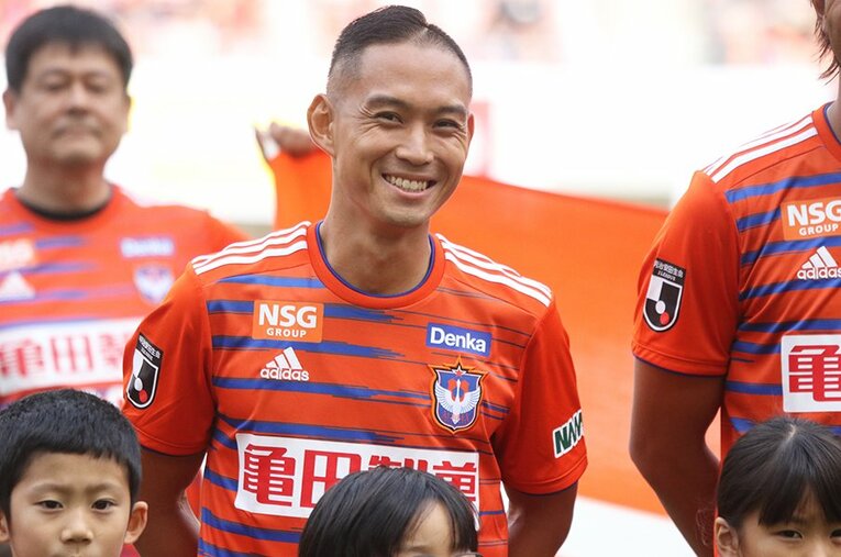 2016年3月以来のJリーグ復帰戦。早川史哉は終始、笑顔を絶やさなかった。 ／ photograph by Takahito Ando