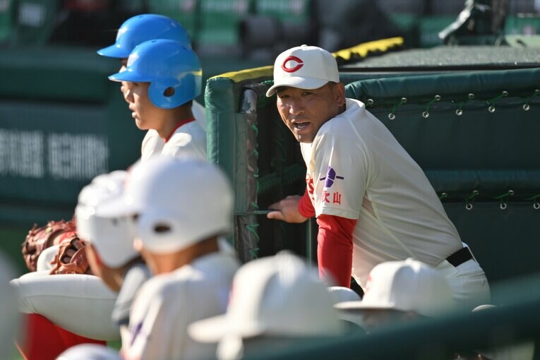 5.“強打のチームは健在”智弁和歌山「木製バットでも通用する打撃」©Hideki Sugiyama