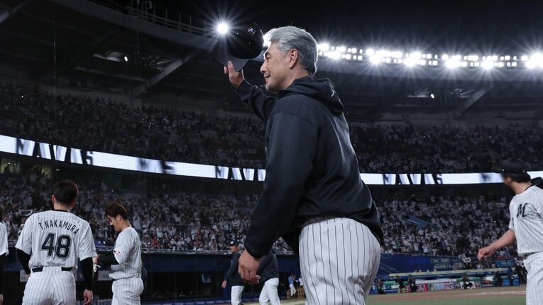 【幕張の奇跡プレイバック】色々な言葉を重ねて選手たちの心を鼓舞してきた吉井監督　©︎Chiba Lotte Marines