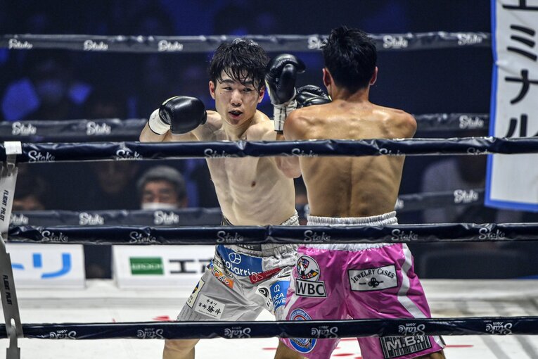 寺地拳四朗vs.アンソニー・オラスクアガ　©Takuya Sugiyama