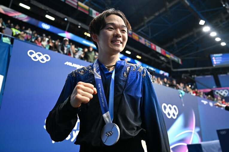 ミラノ・コルティナ五輪のフィギュア男子シングルで2大会連続となる銀メダルを獲得した鍵山優真 ／ photograph by Asami Enomoto / JMPA