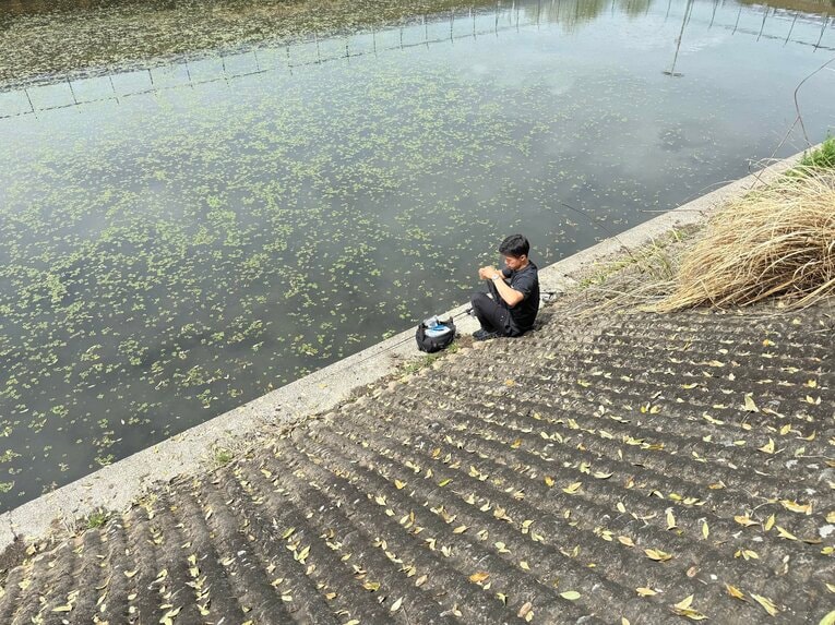 趣味のバス釣りにて　©Satoshi Endo