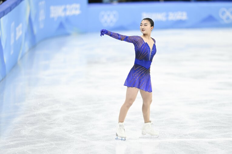 「泣いてる場合じゃない」新女王・坂本花織と中野コーチが守った“フィギュアの品格” 「20年前のスケート」発言のタラソワへ伝えたいこと(55)