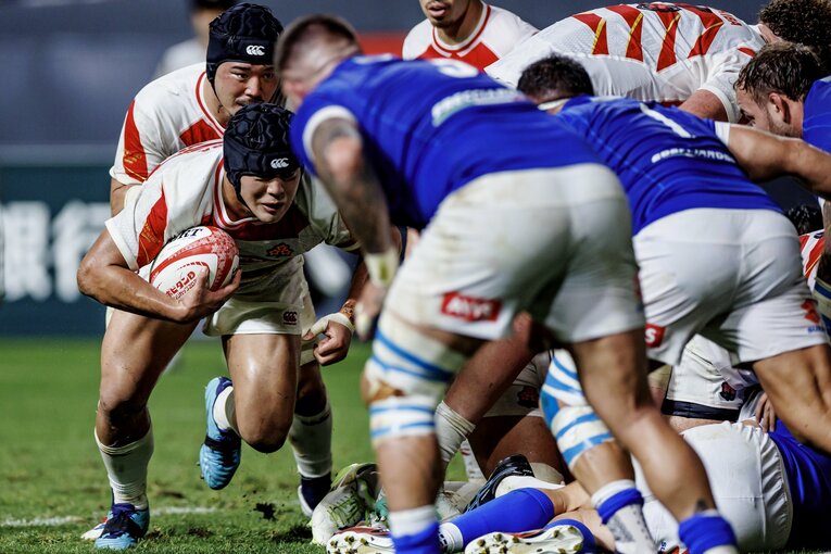 PR茂原隆由、LO桑野詠真（静岡ブルーレヴズ）©︎Kiichi Matsumoto