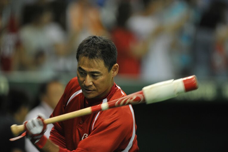 求道者のようにバットを振り続けた前田智徳　©BUNGEISHUNJU