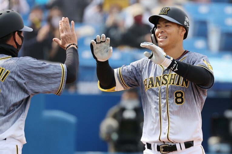 近大時代には関西学生野球リーグの通算本塁打記録を更新し、2度のリーグMVPを獲得 ／ photograph by JIJI PRESS