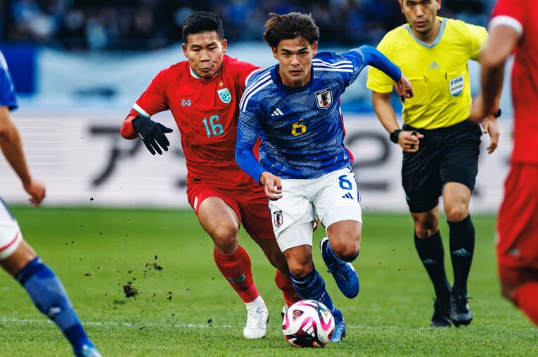 中盤センターの序列に佐野は食い込むことができるか　©Kiichi Matsumoto