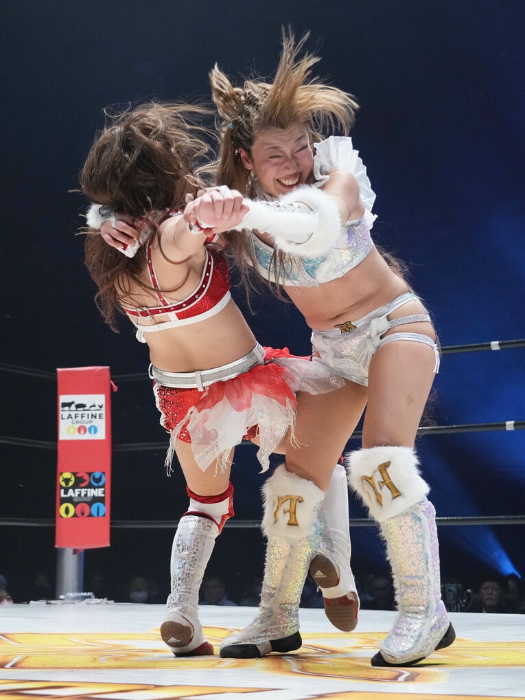 桜井麻衣のSTO　©Essei Hara