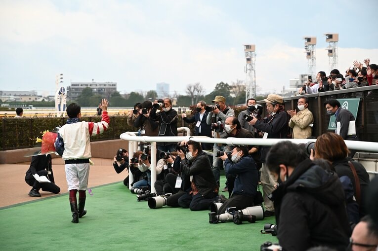 国内最終騎乗日の様子　©Keiji Ishikawa