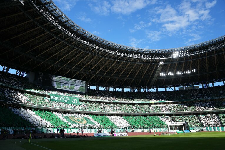 東京ヴェルディサポーターのコレオ。国立競技場には5万3264人の大観衆が詰めかけた　©Masashi Hara