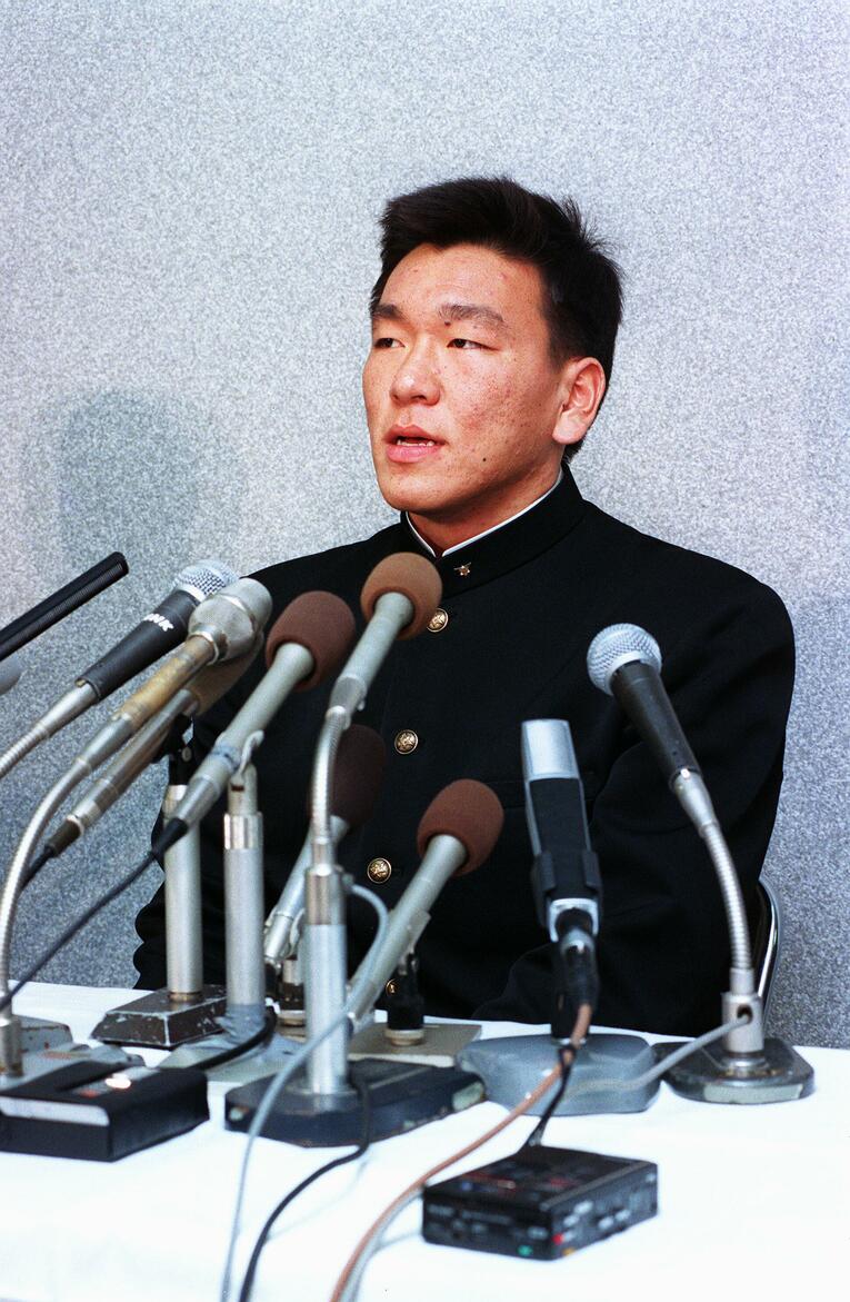 1992年のドラフト会議当日は150人もの報道陣が松井を目当てに星稜高に訪れていた　©JIJI PRESS