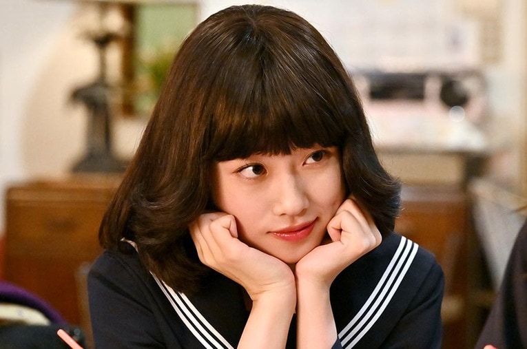 『不適切にもほどがある！』のヒロイン・純子。演じる河合優実に注目が集まっている　©TBS