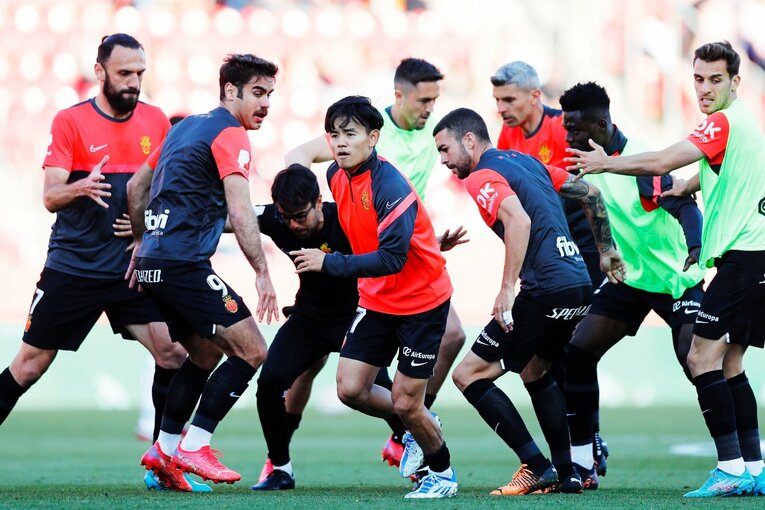 “久保建英が倒されても笛が鳴らない”スペインでの苦悩… 活路はやっぱり“韓国の至宝”との関係性？〈撮影者の視点〉(5)