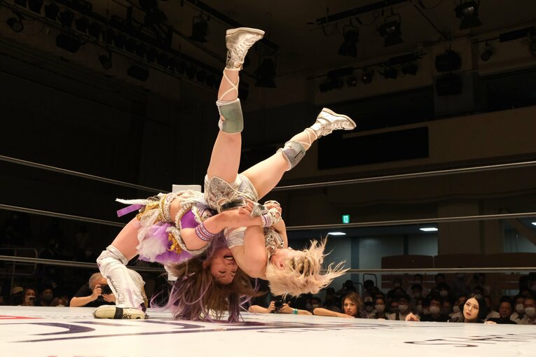 6月28日の後楽園ホール大会では、なつぽいがスターダムで初めて中野たむに勝利　©Norihiro Hashimoto