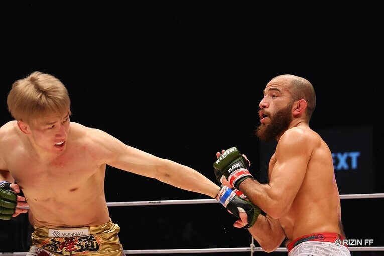 朝倉海vsフアン・アーチュレッタ　©RIZIN FF
