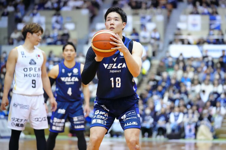 今季から長崎ヴェルカでプレーする馬場　©︎B.LEAGUE