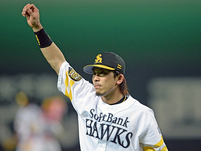 松田宣浩選手が300号本塁打達成 人並外れた「バットに対する感覚