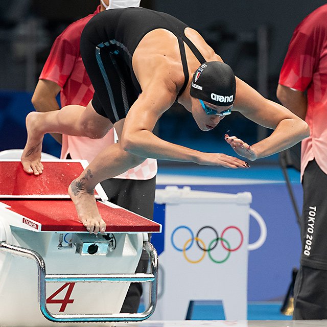 “指輪投げつけ三角関係”や浮気→北京で金、33歳で東京五輪7位のち… 「魔性のイタリア女性スイマー」の強烈すぎ人生