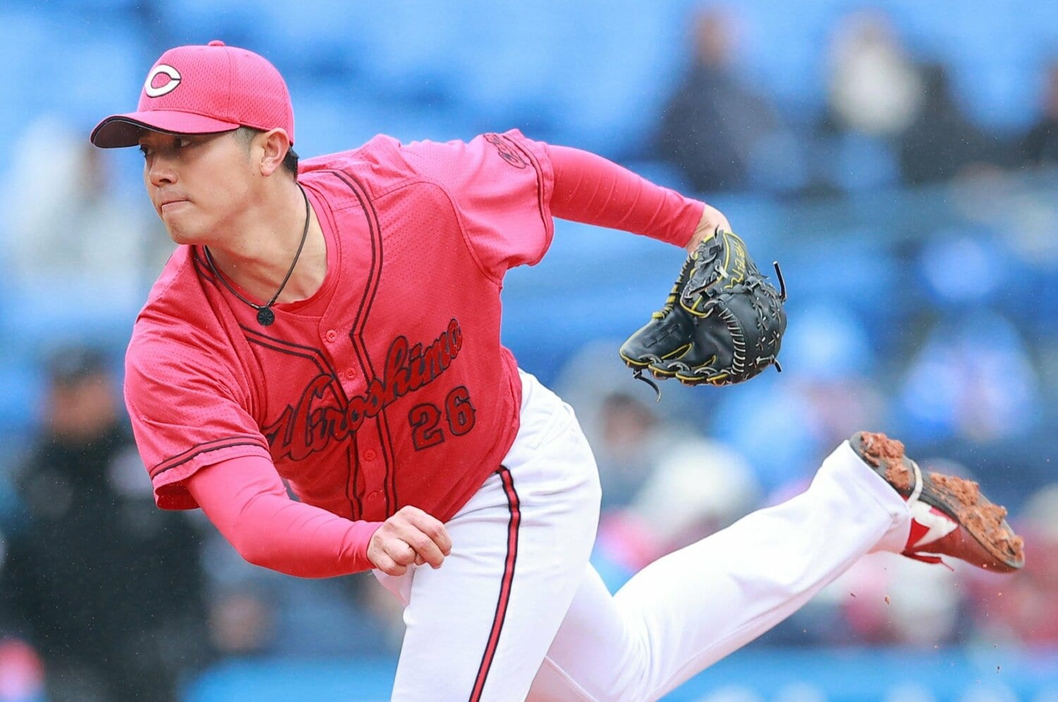 ツーシームで勝負をかける益田武尚にキャッチャー再挑戦の二俣翔一…秋季キャンプで目立ったカープを救うかもしれない成長株とは＜Number Web＞ photograph by Sankei Shimbun