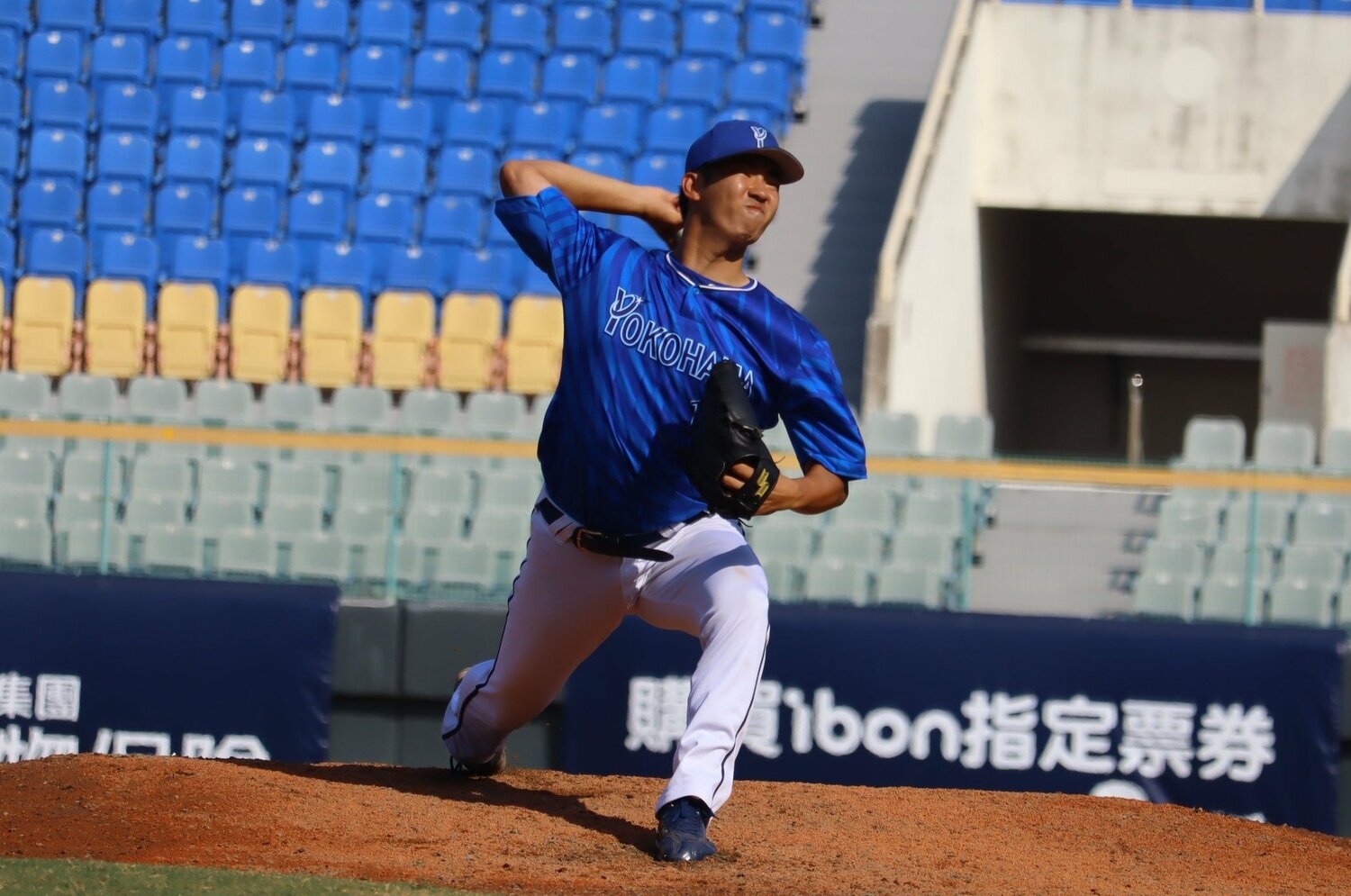 今野の投球　©Kou Hiroo