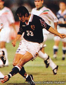 4年前、ドーハの対戦で、敗れながらも意地のゴールを決めた中山が、当時を彷彿させる暴れっぷり