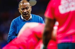 【海外記者の目】「さよなら、エディー」密談スクープ豪紙の記者が明かす“裏切り行為”の真相と疑問「エディー・ジョーンズは日本代表にいつでも戻れたのか？」