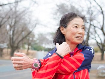年齢を重ねても記録は伸ばせる！60代の女性マラソン世界一が語る極意。＜Number Web＞ photograph by Miki Fukano
