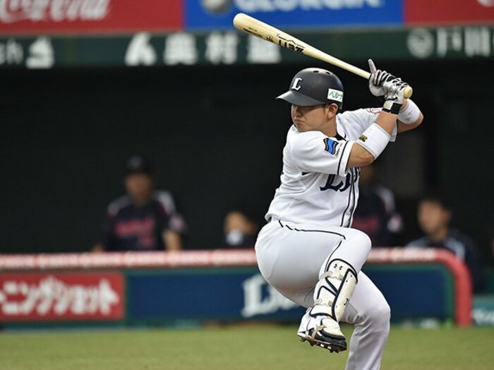 バントが少なく、盗塁と死球が多い。パの強さを生み出す攻撃的姿勢とは。＜Number Web＞ photograph by Hideki Sugiyama
