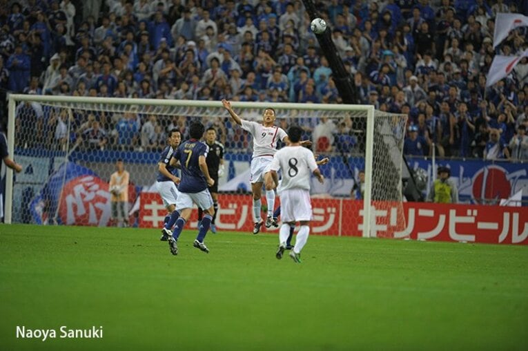 “大黒様”に決められた劇的ゴール。若き日の鄭大世が埼スタで見た悪夢。(4)