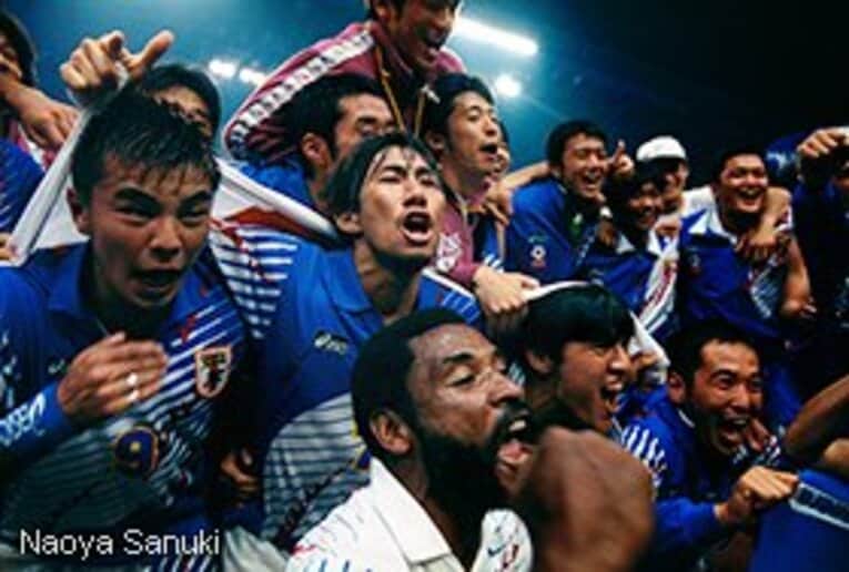 1996.3.24　アトランタ五輪最終予選
日本vs.サウジアラビア
「今、鳴った！　笛、笛です。笛です！　実にサッカーを始めた子供が大人になって、また子供を産んで……28年と言うのは、それだけ長い年月でした。何か、あの……日本中のテレビを見て下さっている方々と、1人ずつ握手をして回りたい気分ですね」 