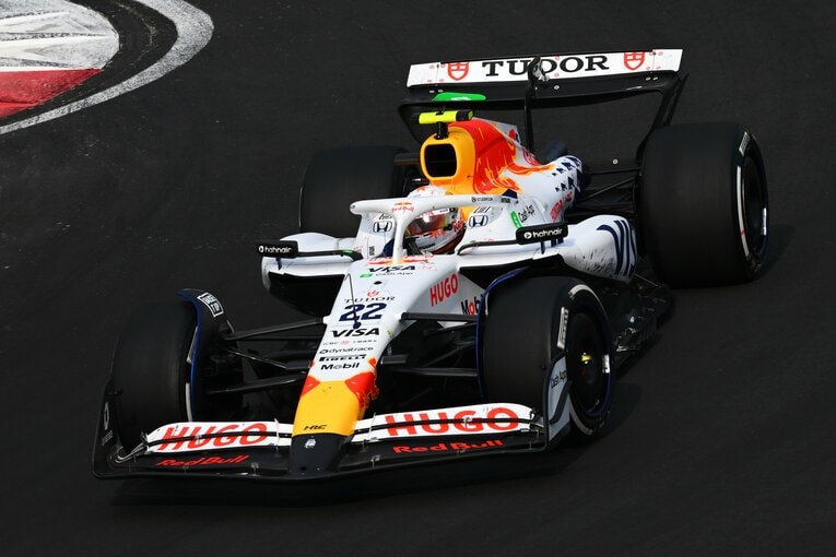 今季序盤2戦にRBで出走し、明るい表情を見せることが多かった角田　©Getty Images / Red Bull Content Pool