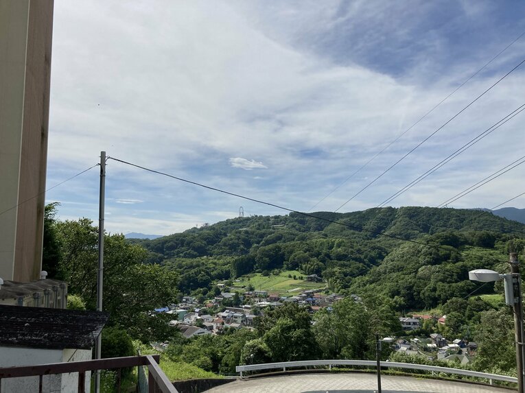 硬式野球部寮から望む　©Number Web