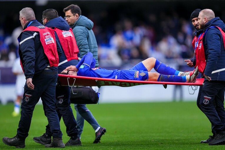 膝に重傷を負った南野（全3枚中の3枚目…W杯メンバー26人＆スタメン予想画像に続きます）　©Getty Images